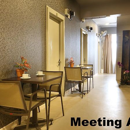 Sk Guesthouse Selayang Cuevas de Batu Exterior foto